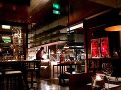 -恰餐厅及酒吧 CHAR Bar & Grill (北京丽都皇冠假日店)