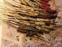 -老街烧烤大排档·地道湖北菜·龙虾馆(汉口火车站店)