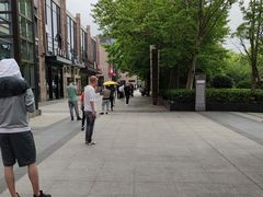 -巴黎春天-停车场(成山店)