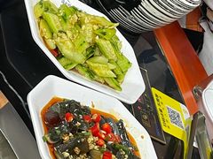 -六州府地锅鸡·农家菜·龙虾(未来科技城店)