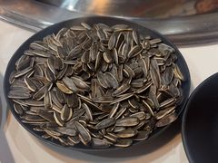 -哈尔滨烧烤·山河村铁锅炖(交大店)