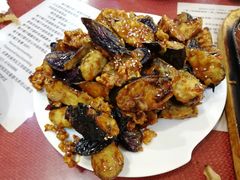 焦糖茄子牛肉粒-桃子餐厅·天津菜(红星路直营店)