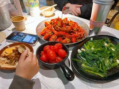 -巴厘龙虾·榜首油焖大虾(音乐学院·沿江酒馆店)