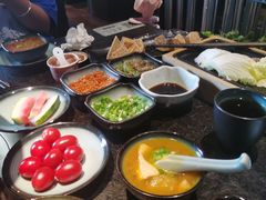 -湊湊火锅·茶憩(新中关购物中心店)