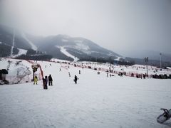 -鳌山滑雪度假区