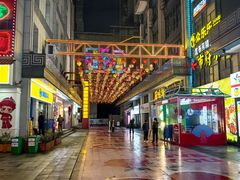 -市府路小吃城(民俗文化广场锦苑店)