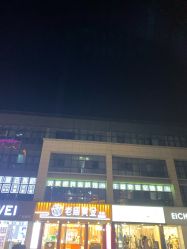 -老庙黄金(石路店)