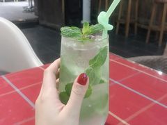 莫吉托-爵士花园音乐酒吧餐厅