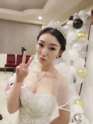 -贺贺新娘造型婚纱店