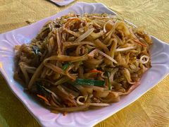 炒牛河-辉记潮汕海鲜砂锅粥(林和西店)