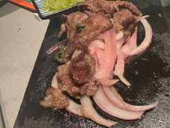-左庭右院鲜牛肉火锅黑金店(陆家嘴中心店)
