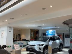 -上海和裕一汽丰田4S店(七宝店)