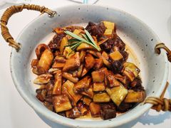 -孙家外婆•长春地标美食新名片(吾悦广场店)