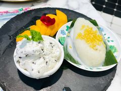 -颜王概念泰餐(7mall店)