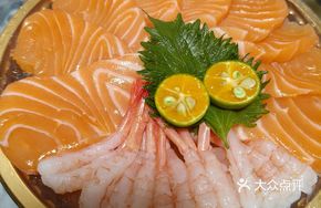 Salmon Sashimi Platter with Headless Sweet Shrimp