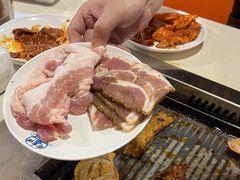 -爱客得牛排海鲜烤肉·火锅自助(春熙路黑金好店)