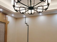 -香山湖家家宴(中山陵店)