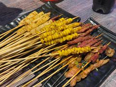 -老街烧烤大排档·地道湖北菜·龙虾馆(汉口火车站店)