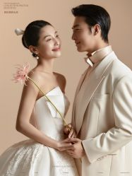 点击看大图 -至臻微拉婚纱摄影