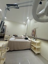 点击看大图 -苗方清颜专业祛痘·皮肤管理