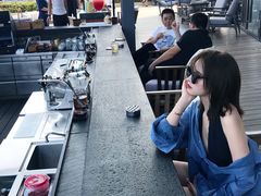 -瑰丽酒店·海吧·天际下午茶·现场DJ·天台酒吧