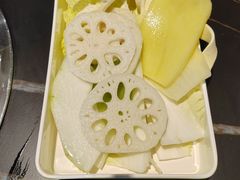 -石锅苗苗鱼(武汉首店)