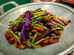 茄子烧豆角-粥全粥到海鲜家常菜·海肠捞饭(嫩江路店)