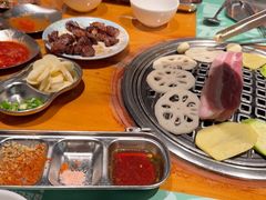 -唯成•韩国炭火烤肉 유성고기