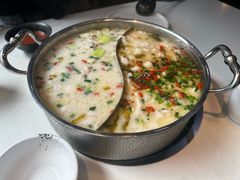 -德林酸菜鱼火锅(南丹店)