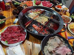 -铜元老码头鳝鱼火锅