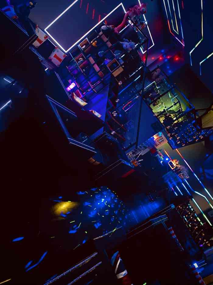 solo酒吧-"元旦跨年在这家店,环境挺不错的,两男两女.