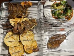 -三个大叔烤羊肉串·歌手驻唱·碳烤鲜肉(西三旗店)
