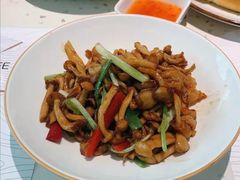 鹅肝酱爆白玉菇-庆余楼·用心与食材·特色菜&灶头面(仙蠡墩店)