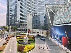 -陆家嘴空中步行连廊