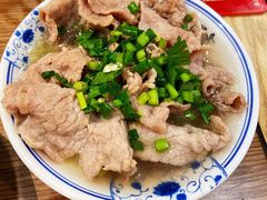 -肖四女乐山跷脚牛肉(世博源店)