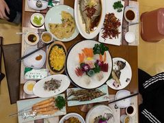 -青瓦餐厅·生鱼片·韩园烤肉(西塔店)