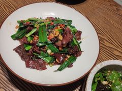 -佬湘楼·27年湘菜(天河都市广场店)