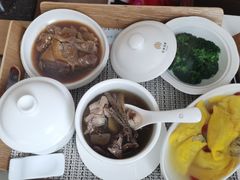 -臻儿屿月子会所(茶山店)