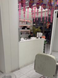 -PE SALON
