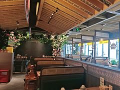 -野山舂·贵州现舂酸汤火锅(鸿通城店)