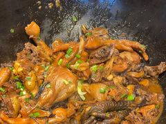 -鱼窝棚柴火铁锅炖(富山屯店)