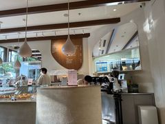 -VERIE BAKEHOUSE