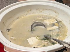-芦茨金富饭庄·25年老字号·专做稻草鸡