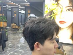 -藤野造型•烫染专业店