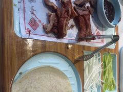 -乔家小院•非遗驴肉•本地小海鲜(滨河路店)