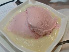 雪糕榴莲飘香-糖水佬(深水埗店)