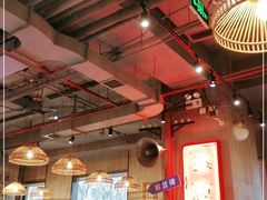 大堂-炉小二铜锅牛蛙•川湘菜(三里屯店)