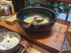 -银米·云南传统过桥米线(双廊黑金冠店)