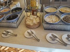-东西风牛排馆周末烧烤自助(首都机场希尔顿店)