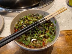 -肖肖酸萝卜鱼火锅(总店)